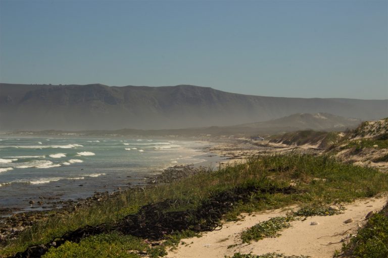 Beach smaller 768x512